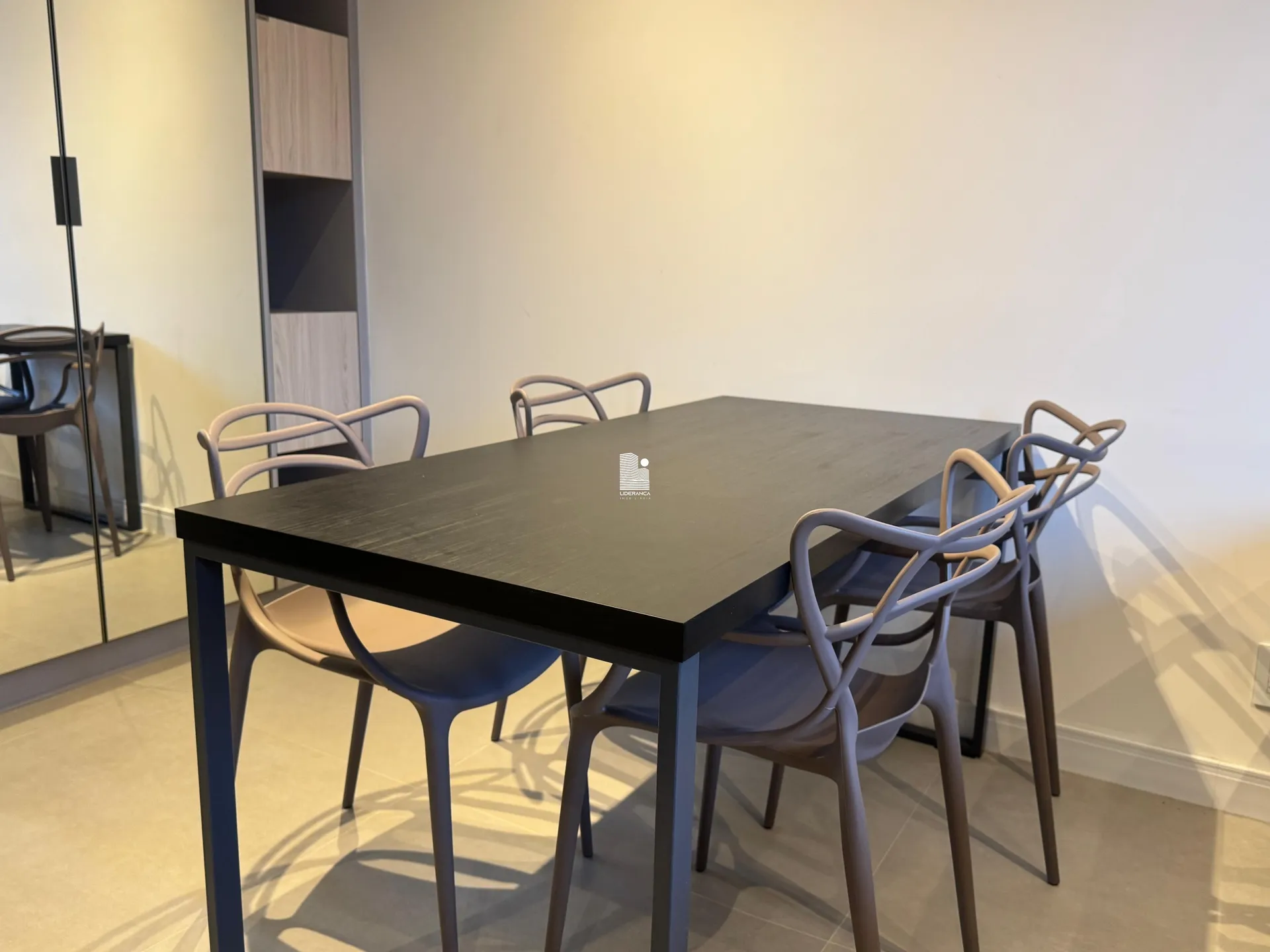 Furnished studio, 31 m², with a washing machine — photo 4
