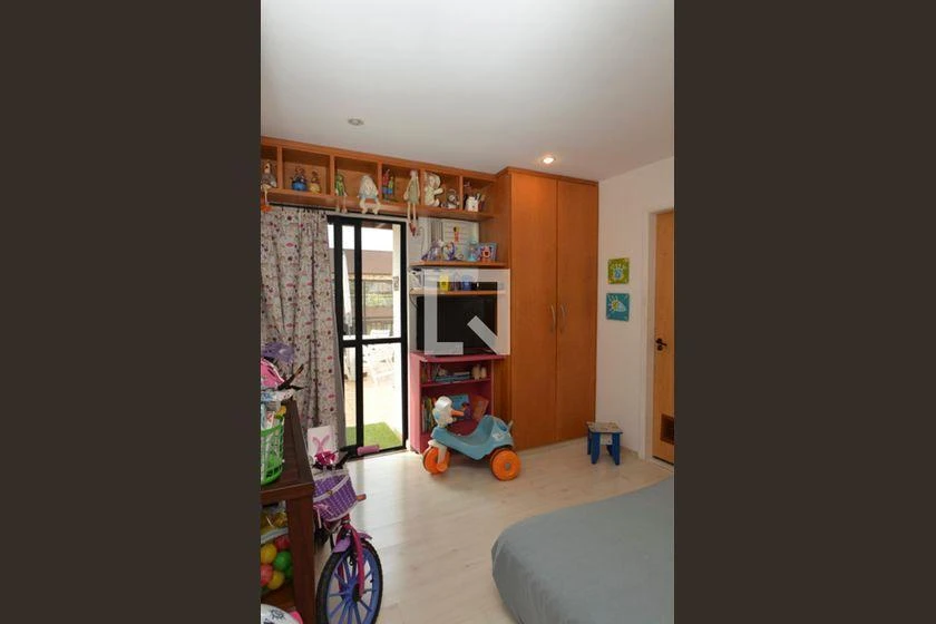 Furnished penthouse with 3 bedrooms and open gas kitchen — photo 31