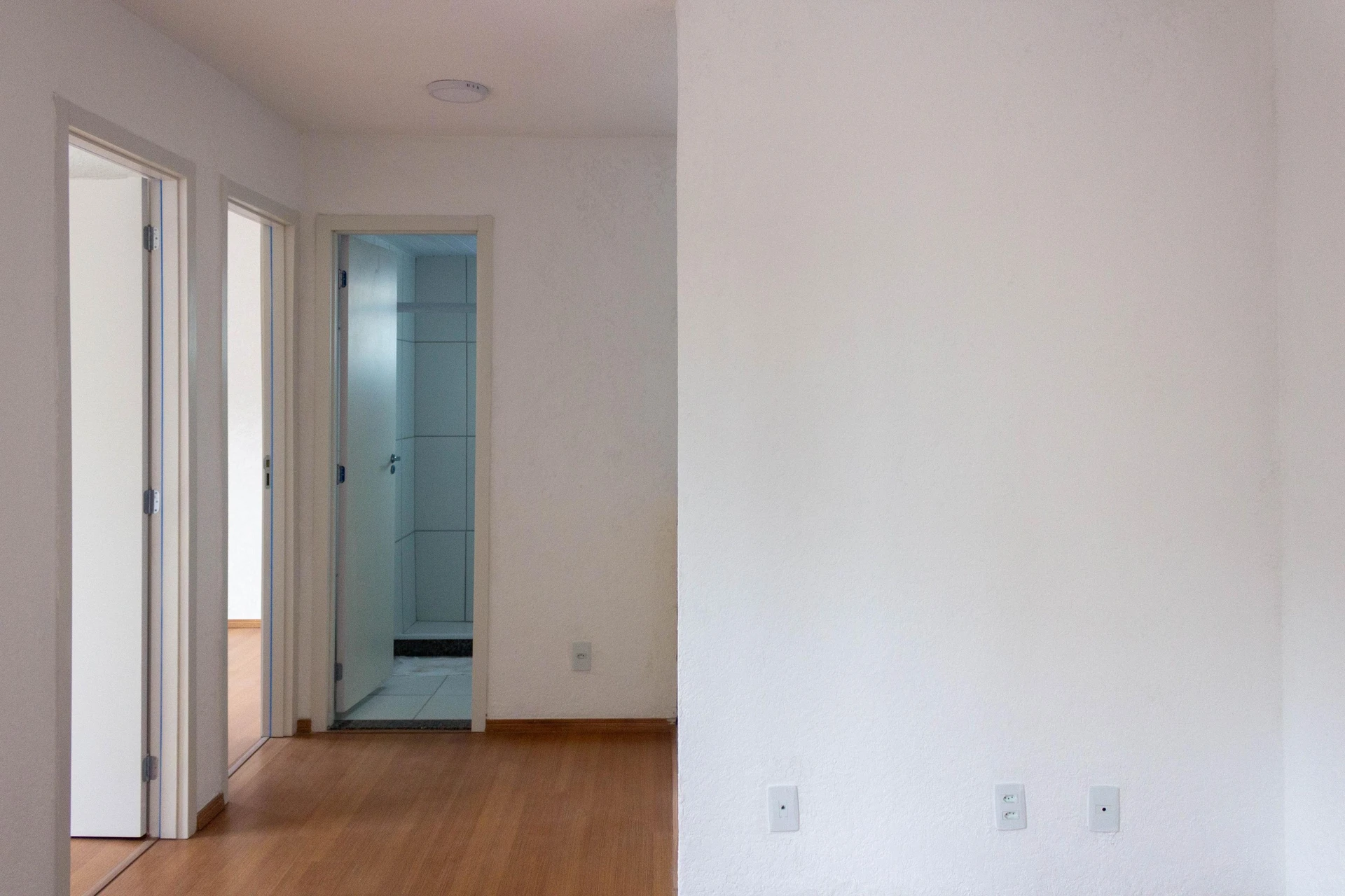 Apartamento de 2 quartos em condomínio com piscina — photo 30