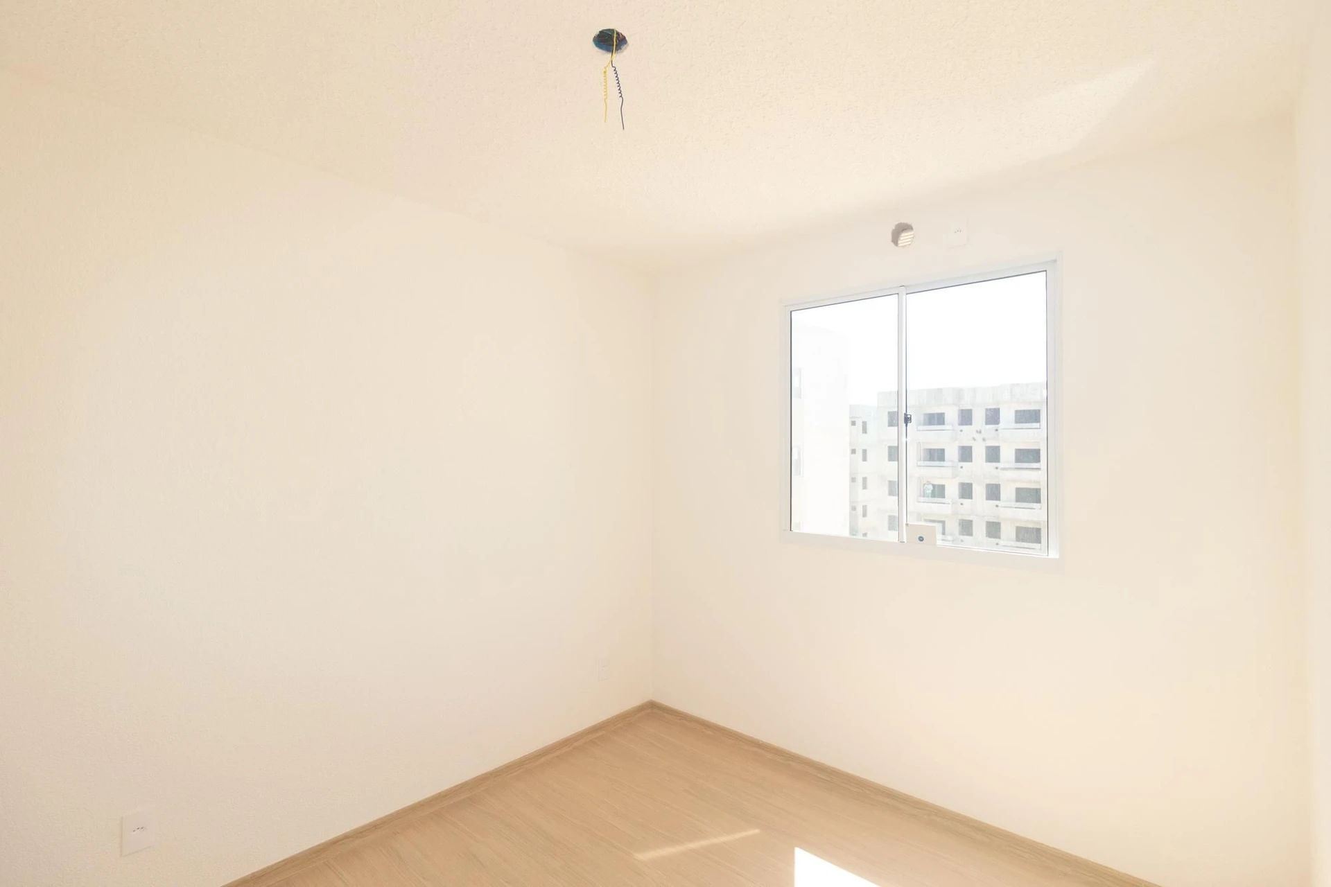 Apartamento de 2 quartos em condomínio com piscina — photo 21