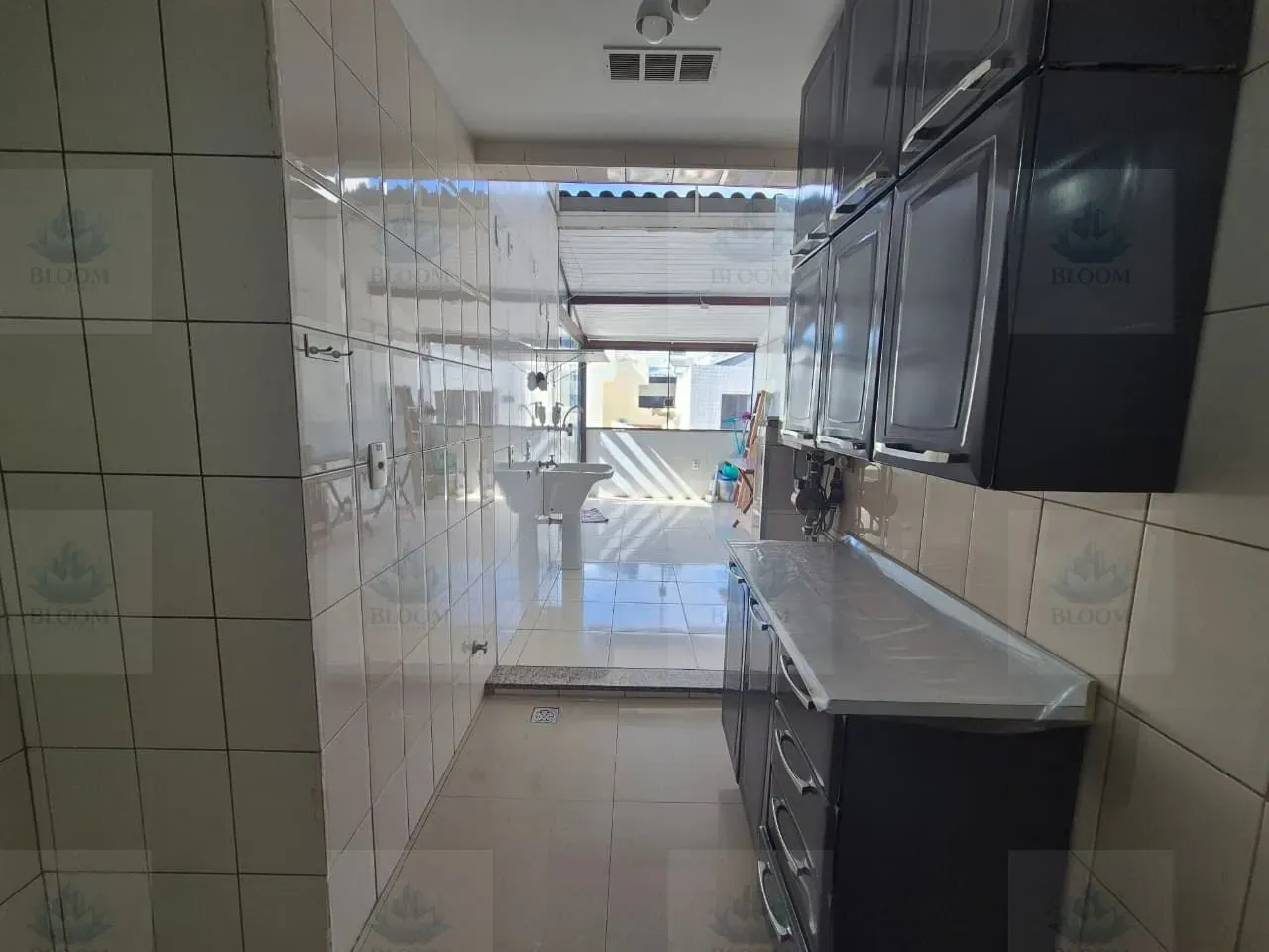 380 m² apartment with 3 bedrooms, 4 bathrooms — photo 22