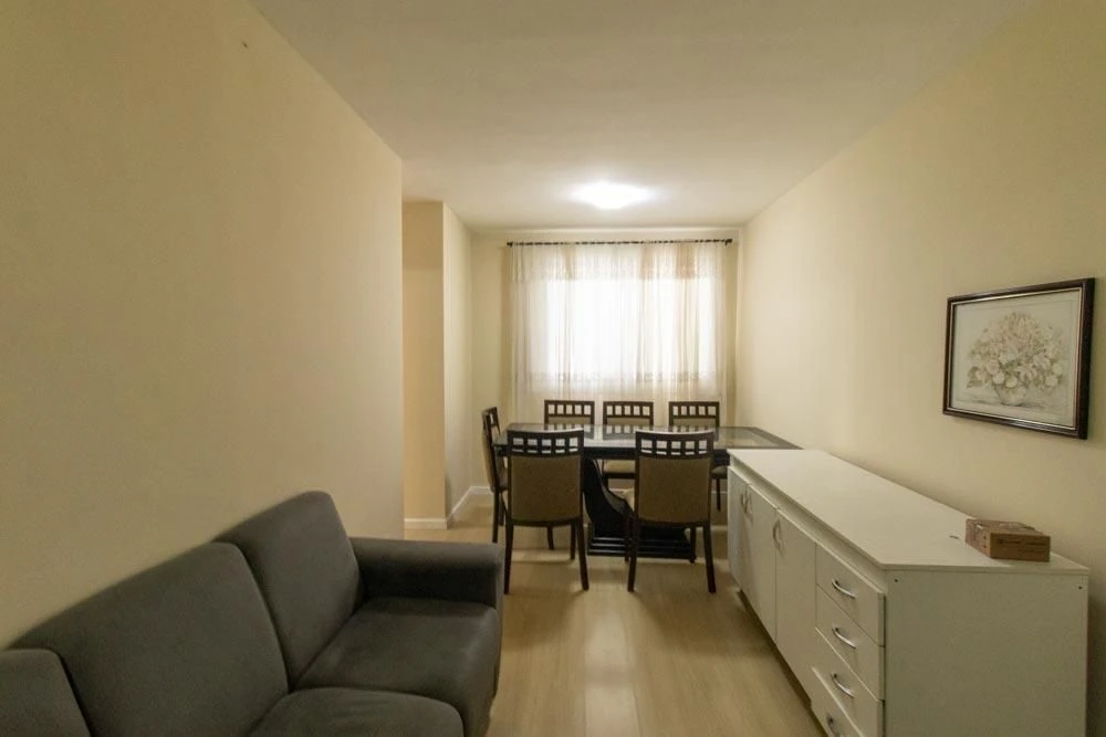 2-bedroom apartment with a washing machine in Curitiba