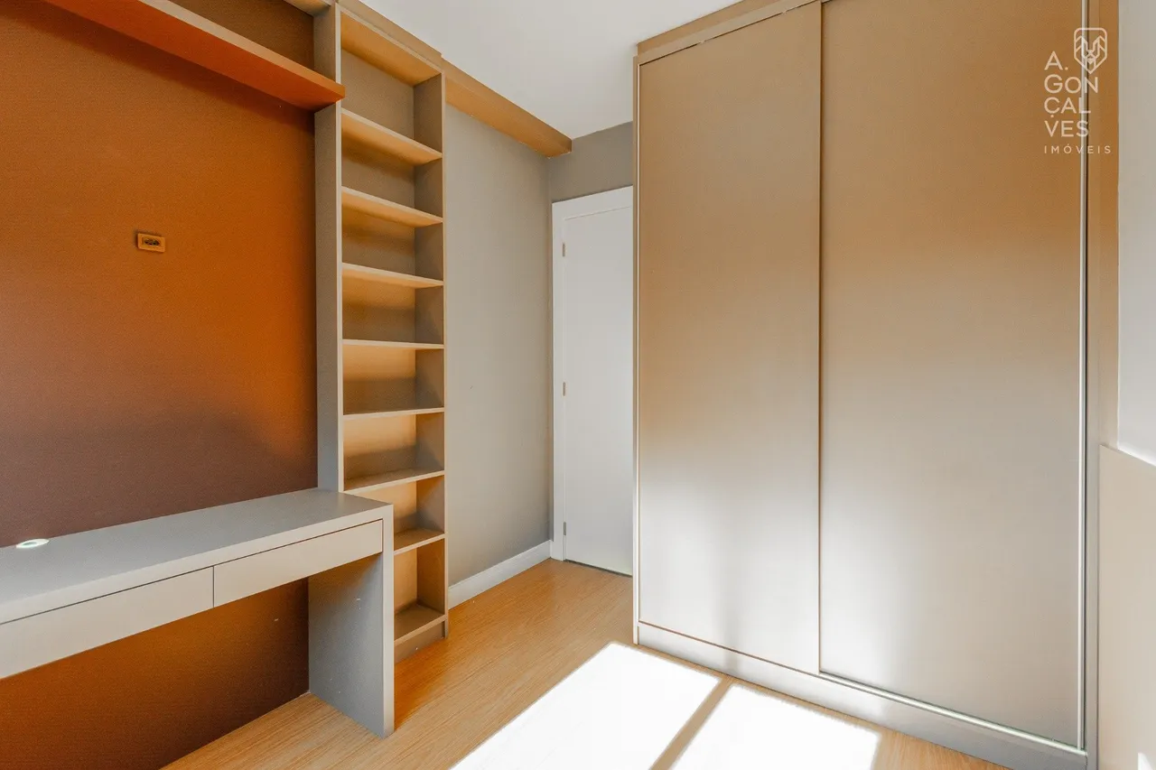 83 m² apartment with 2 bedrooms and american-style kitchen — photo 15