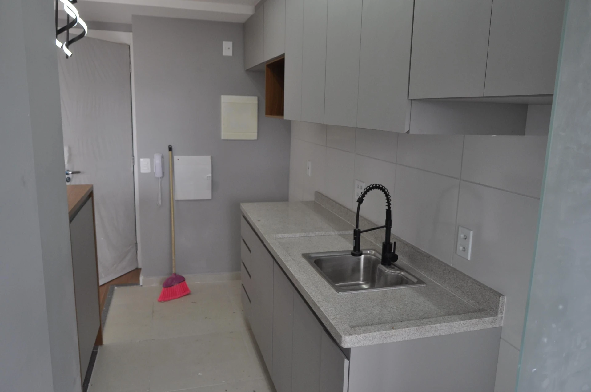 Apartamento sem mobília com 2 quartos e suíte — photo 30