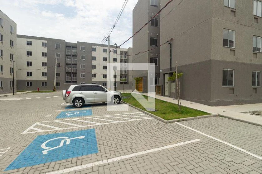 Furnished 2-bedroom apartment with open-plan kitchen — photo 35