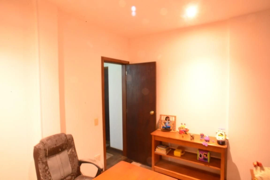 Casa mobiliada com 6 quartos e 5 suítes, com jardim — photo 37