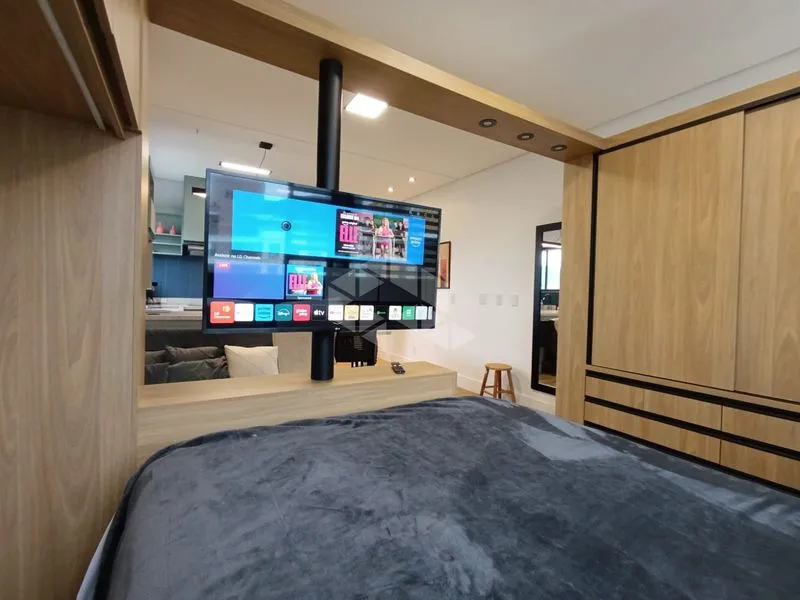 35 m² studio with a washing machine and a home office — photo 17