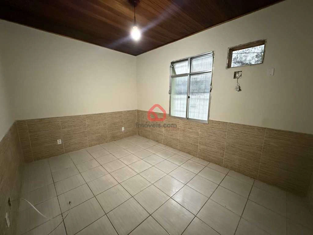 200 m² house with 3 bedrooms and 3 parking spaces — photo 9