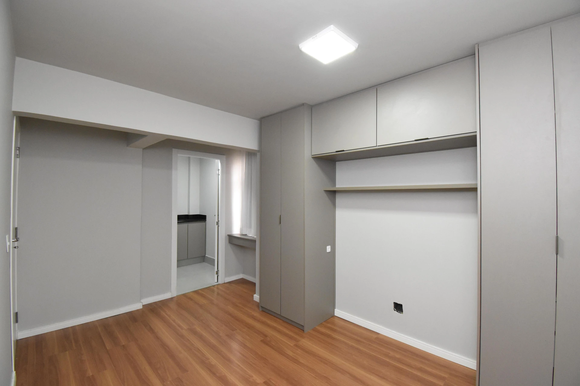 Apartamento de 2 quartos em condomínio com academia — photo 27