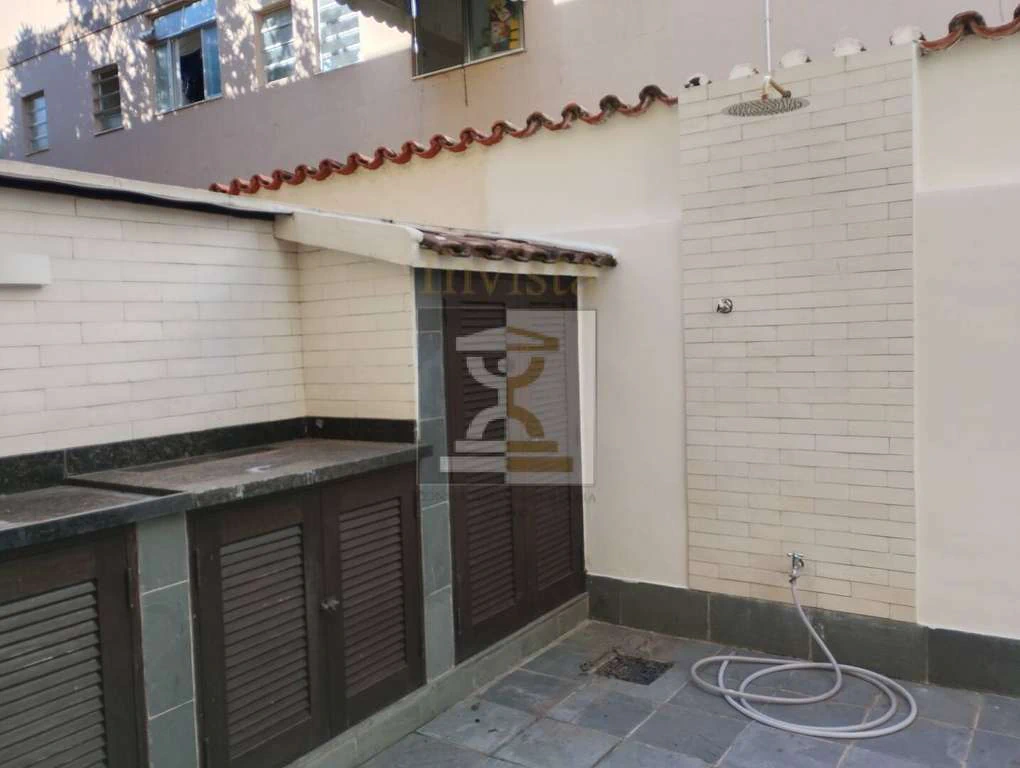 94 m² apartment with 2 bedrooms and 2 bathrooms — photo 8