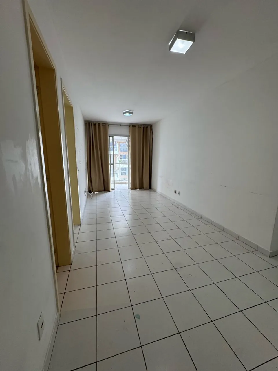 3-bedroom apartment in a building with a gym — photo 7