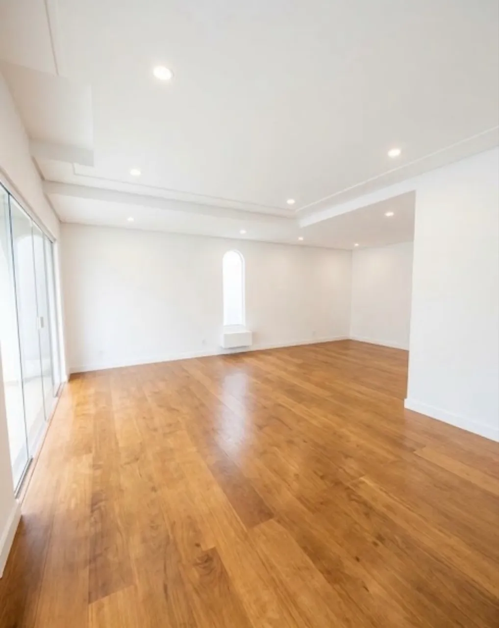 Casa sin amueblar con 5 dormitorios y 5 baños — photo 2
