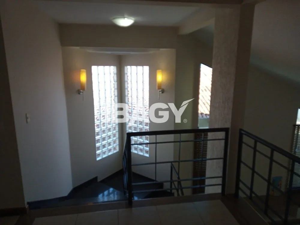 3-bedroom house with 1 suite and a separate kitchen — photo 19