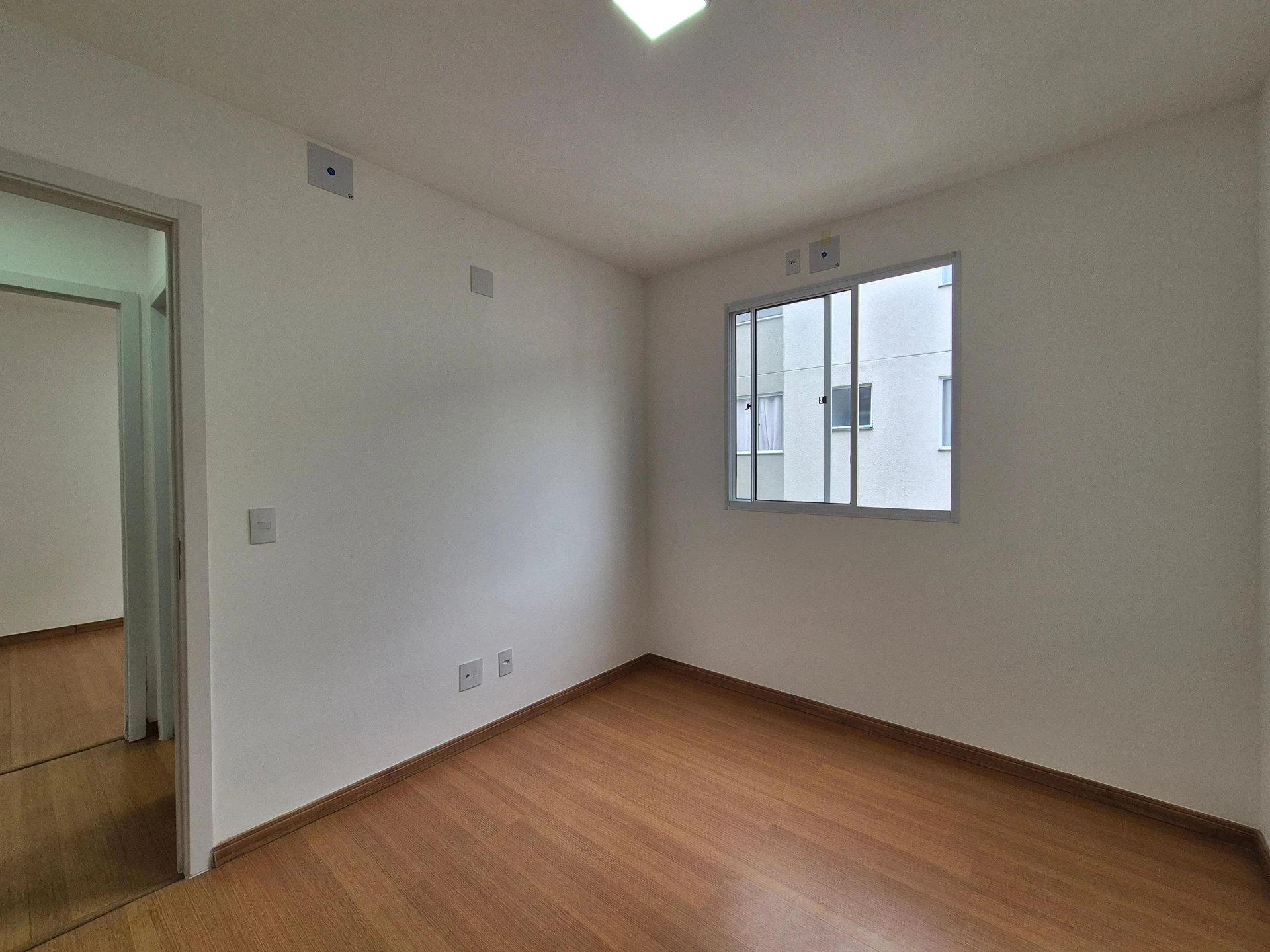 2-bedroom apartment with 1 en-suite and open-air pool — photo 21