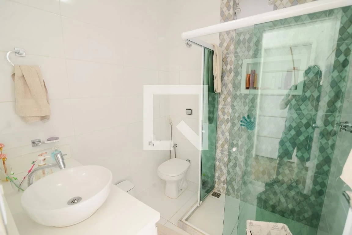 Furnished house with 4 bedrooms and 3 bathrooms — photo 22