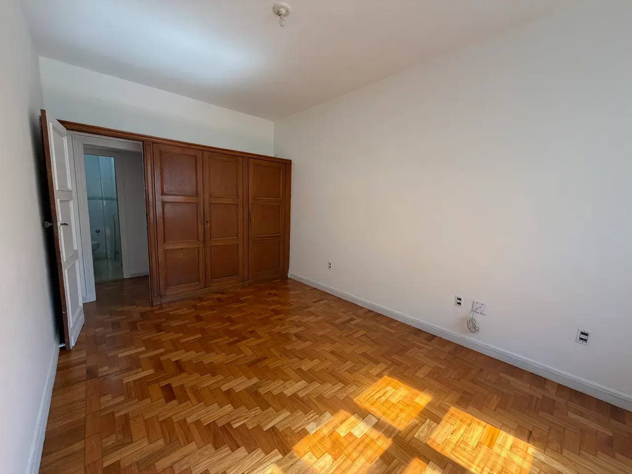 3-bedroom apartment with a sports court — photo 7