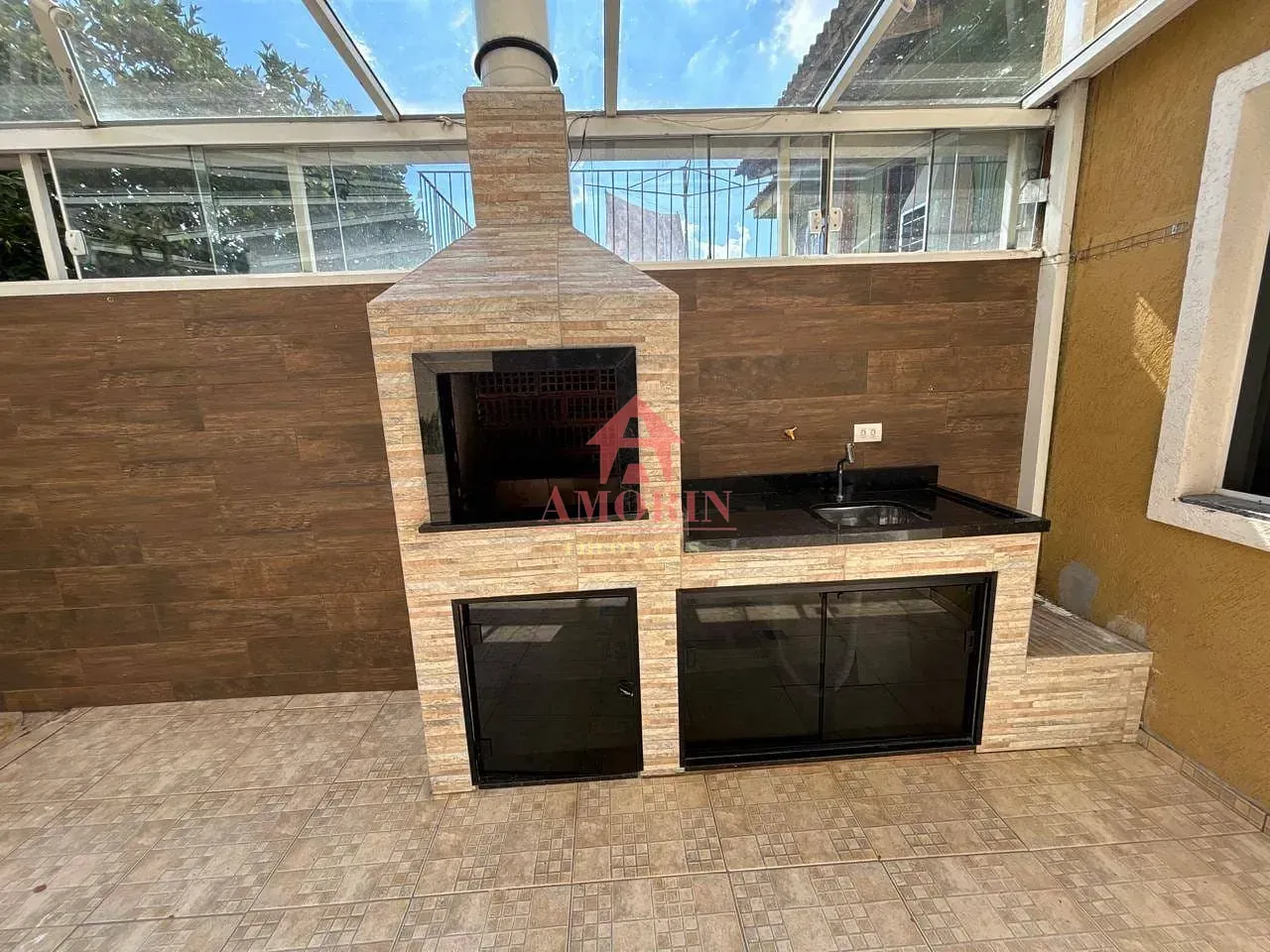 3-bedroom house with a grill on the balcony in Curitiba — photo 13