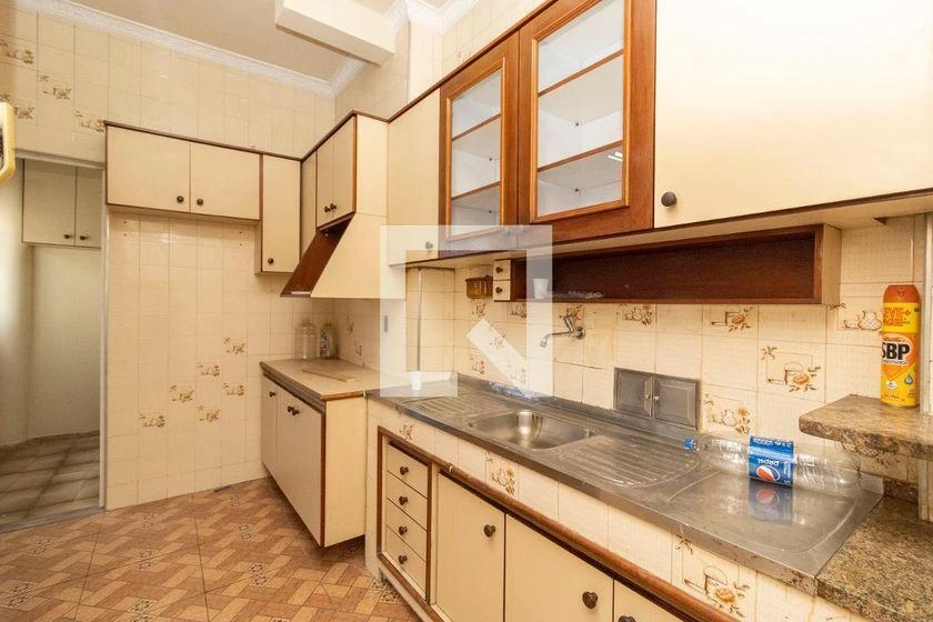 244 m² apartment with 4 bedrooms, balcony and terrace — photo 40