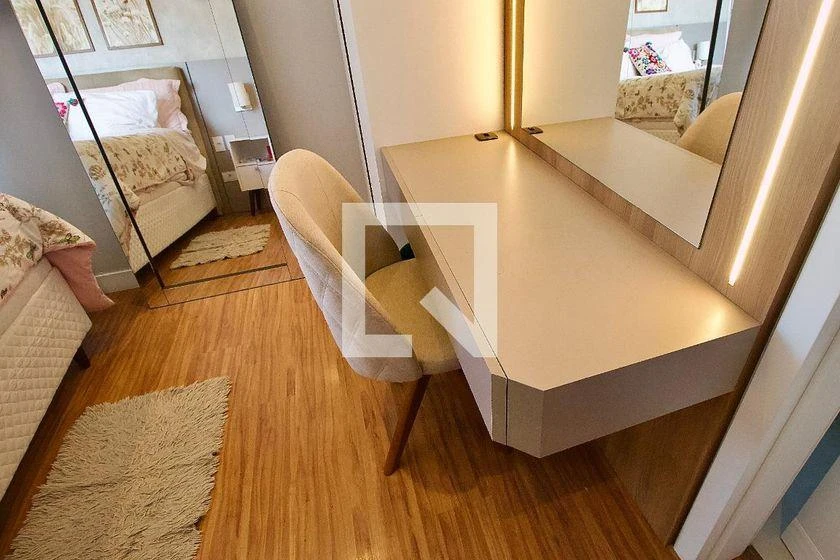 Home office in a 2-bedroom apartment, 80 m² — photo 26