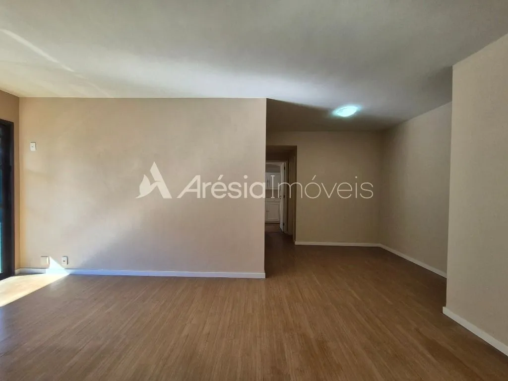 Apartment, 123 m², with wood or laminate floors — photo 23