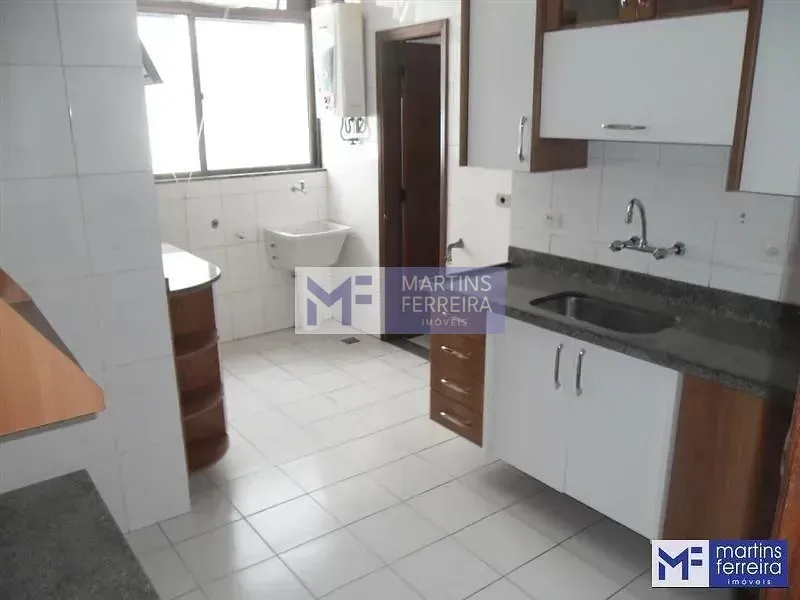 2nd-floor apartment with 2 parking spaces and 86 m² — photo 2