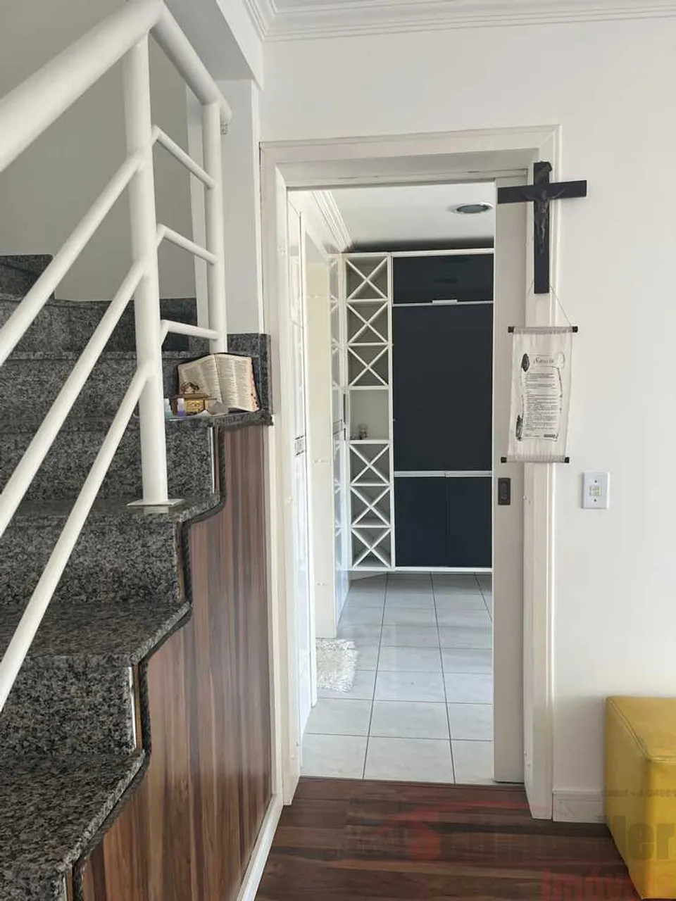 Sobrado com 3 dormitórios e churrasqueira privativa — photo 10