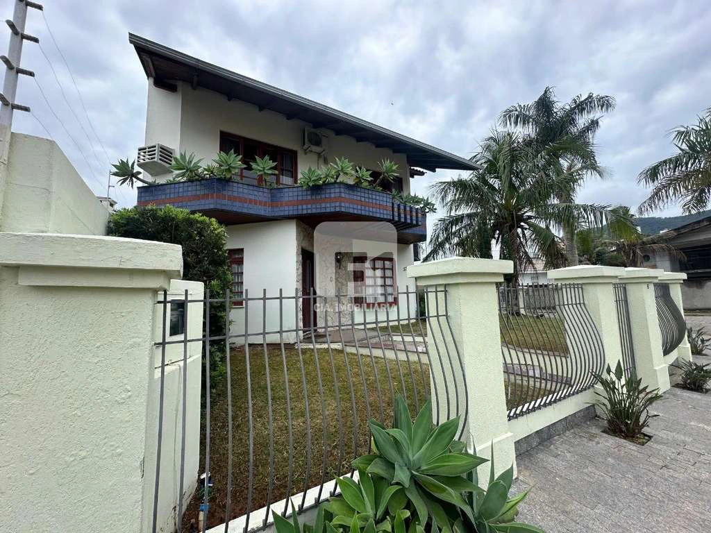 Casa con 5 dormitorios y 2 suites con barbacoa privada — photo 2