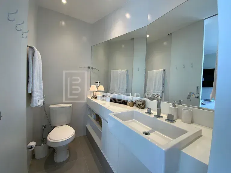 Furnished 50 m² apartment with 1 bedroom and 2 baths — photo 14