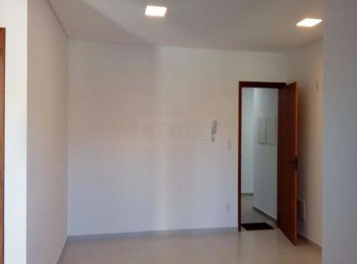 Apartamento de 2 dormitórios com suíte e 75 m² — photo 3