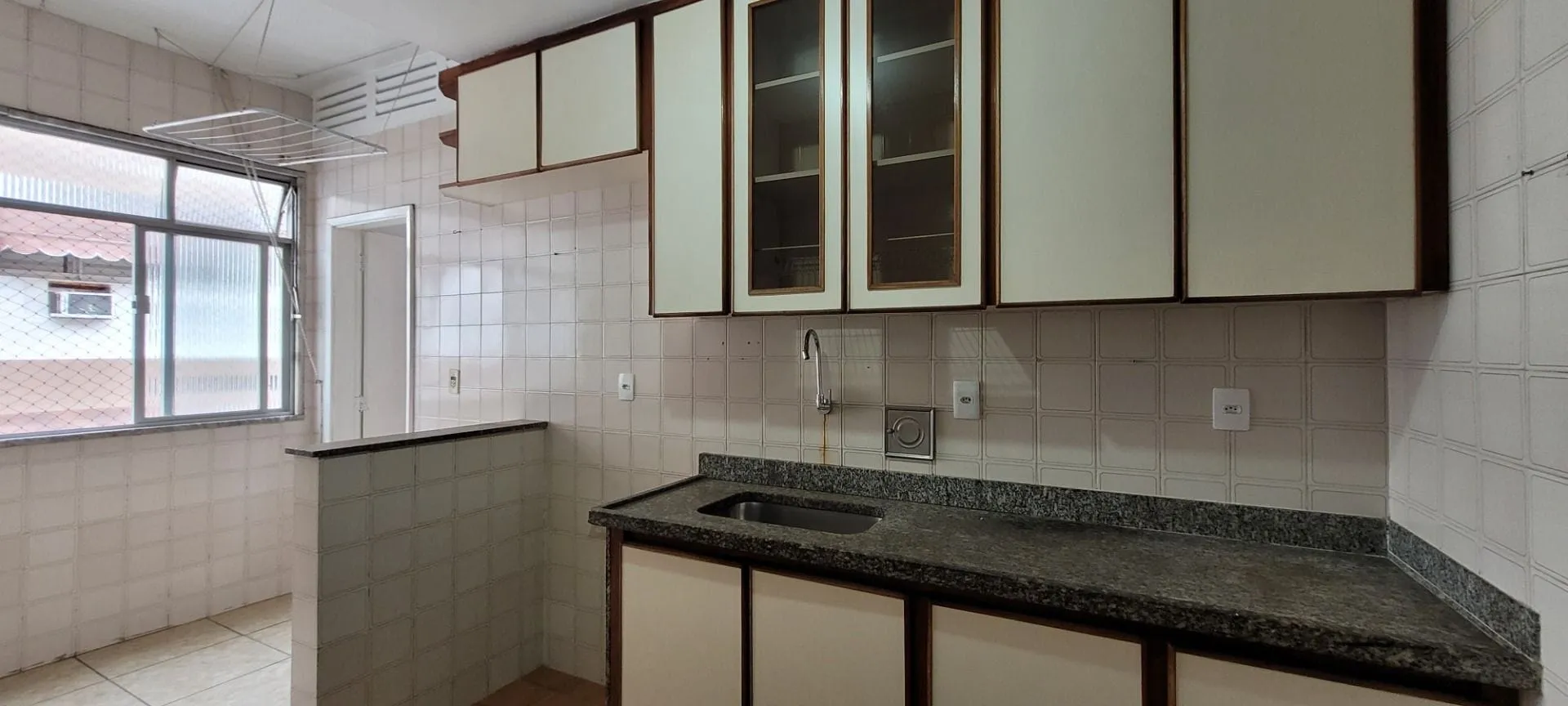 Квартира 96 м² з 2 спальнями та балконом — photo 33