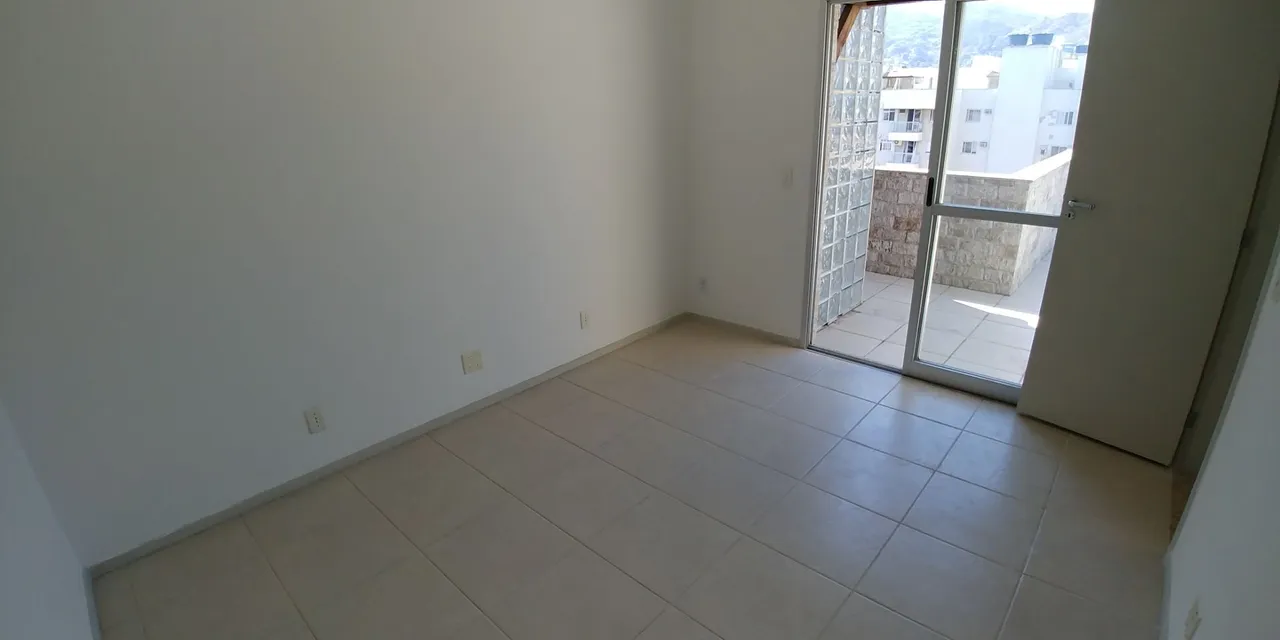Unfurnished apartment with 3 bedrooms and 2 bathrooms — photo 28