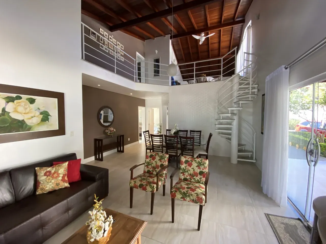 House with balcony and 4 bedrooms, 4 baths and 4 parking — photo 7
