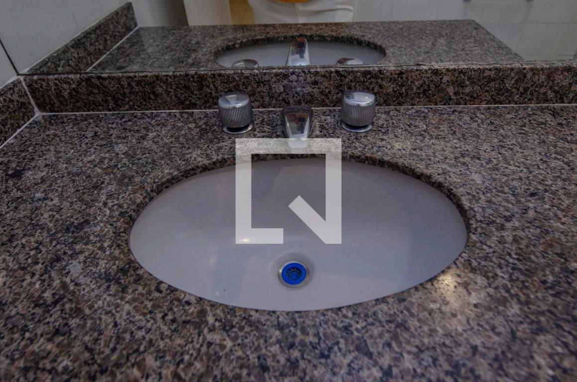 House for rent with 4 bedrooms, 4 baths and 3 parking spots — photo 50
