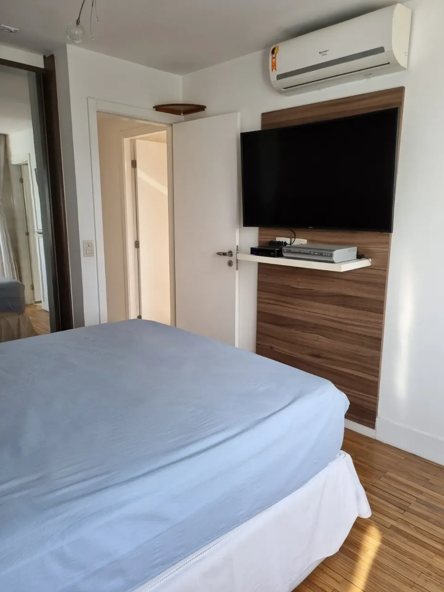 Apartamento mobiliado com 3 quartos e cozinha separada — photo 33