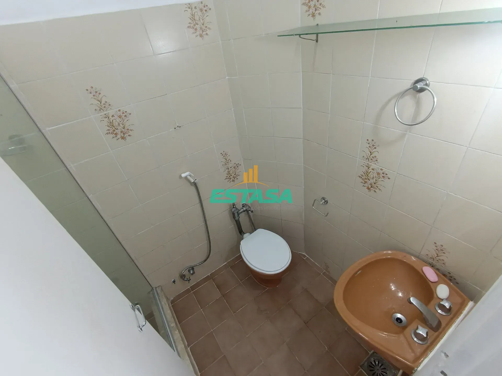 1 quarto e piso de madeira ou laminado: apartamento de 37 m² — photo 5