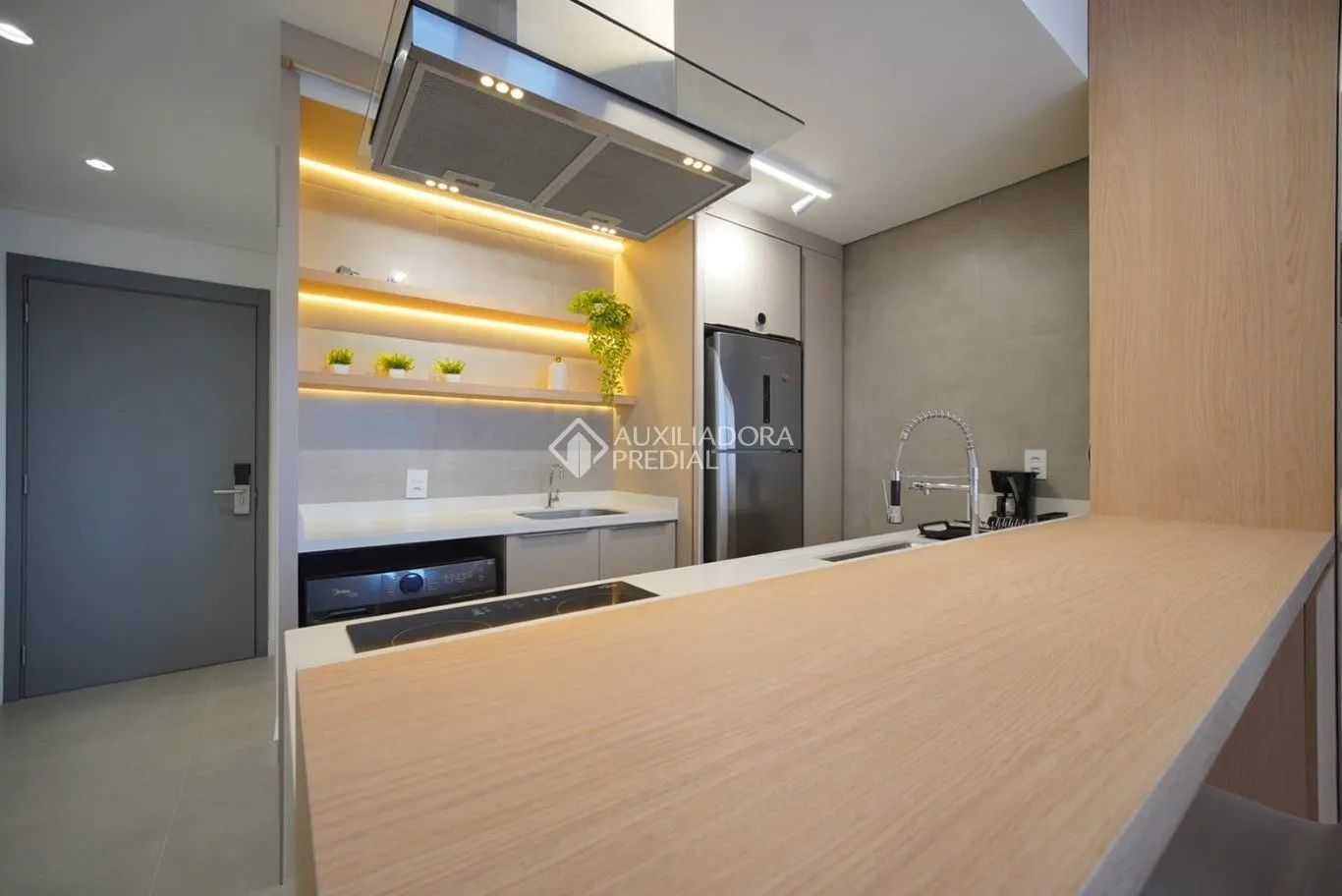 Furnished 36 m² studio with 1 bedroom and city view — photo 8