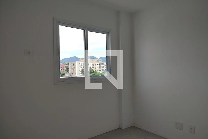 Apartment with an open kitchen and gas stove — photo 20