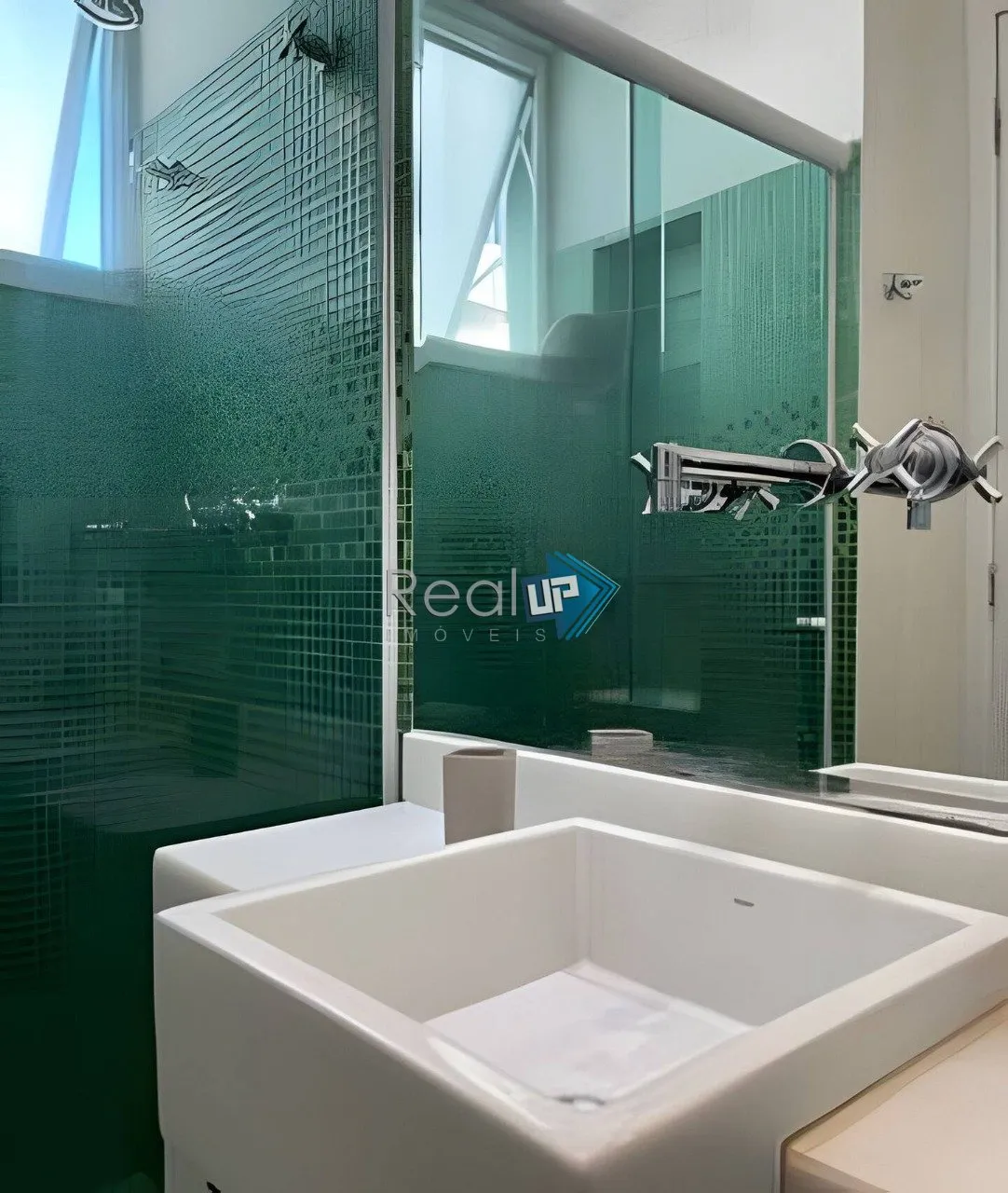 2-bedroom apartment with a washing machine in Rio de Janeiro — photo 19