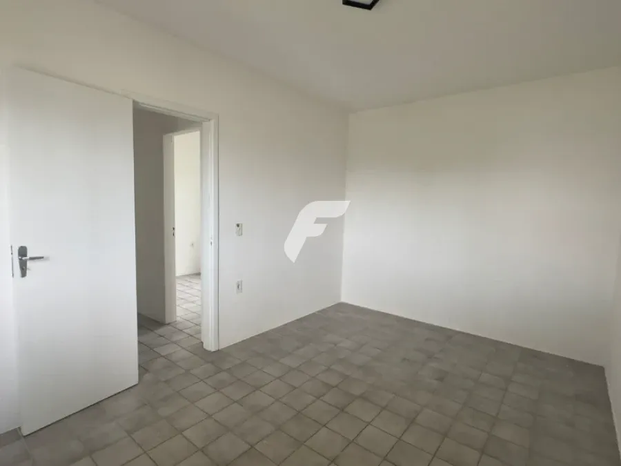 Apartamento para aluguel anual com 2 dormitórios e vaga — photo 11