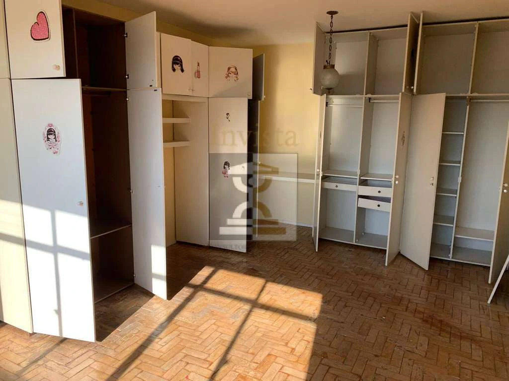 130 m² apartment with 2 bedrooms and a balcony — photo 11