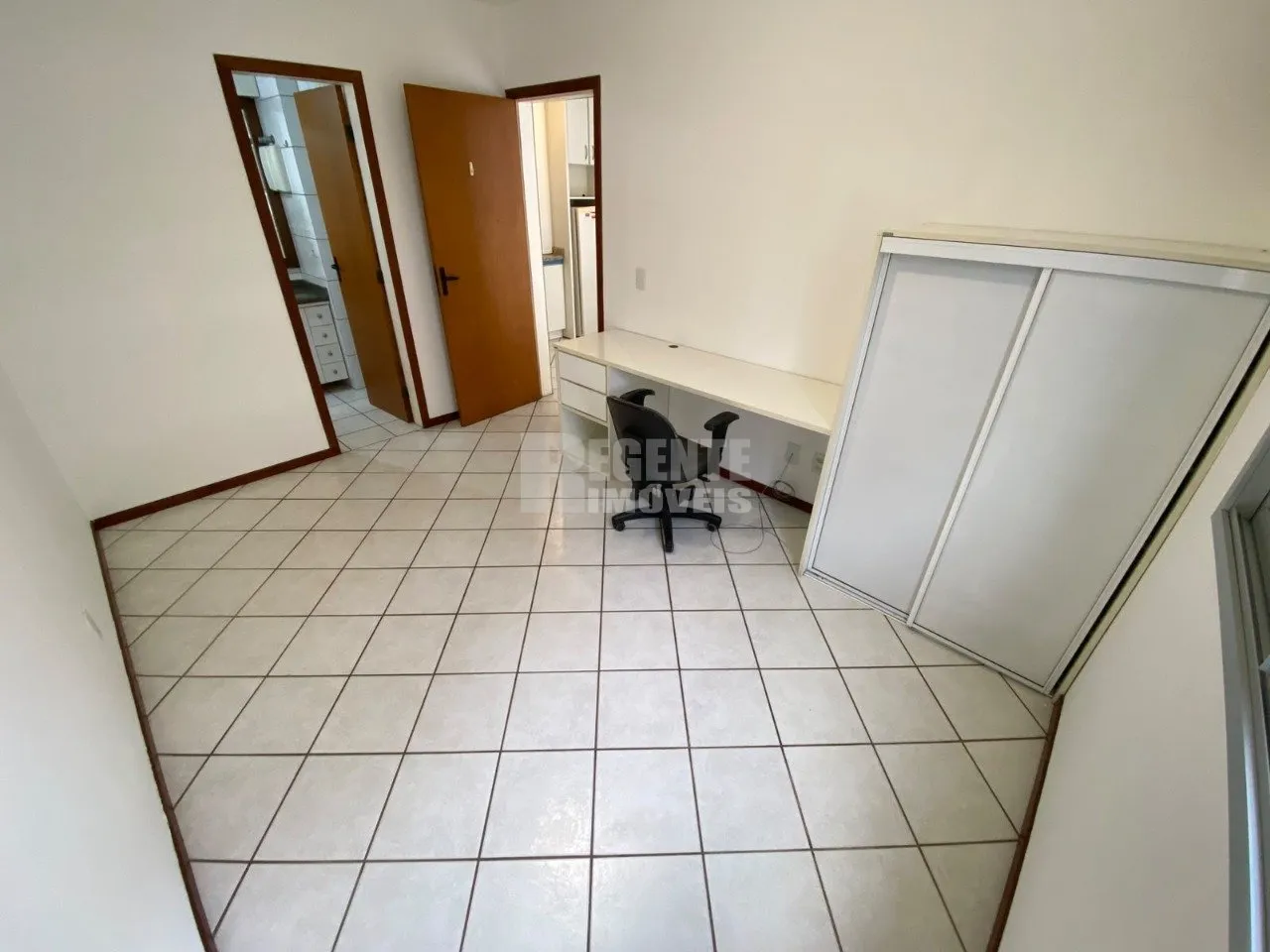 Espacio de home office y 1 dormitorio: departamento de 46 m² — photo 3