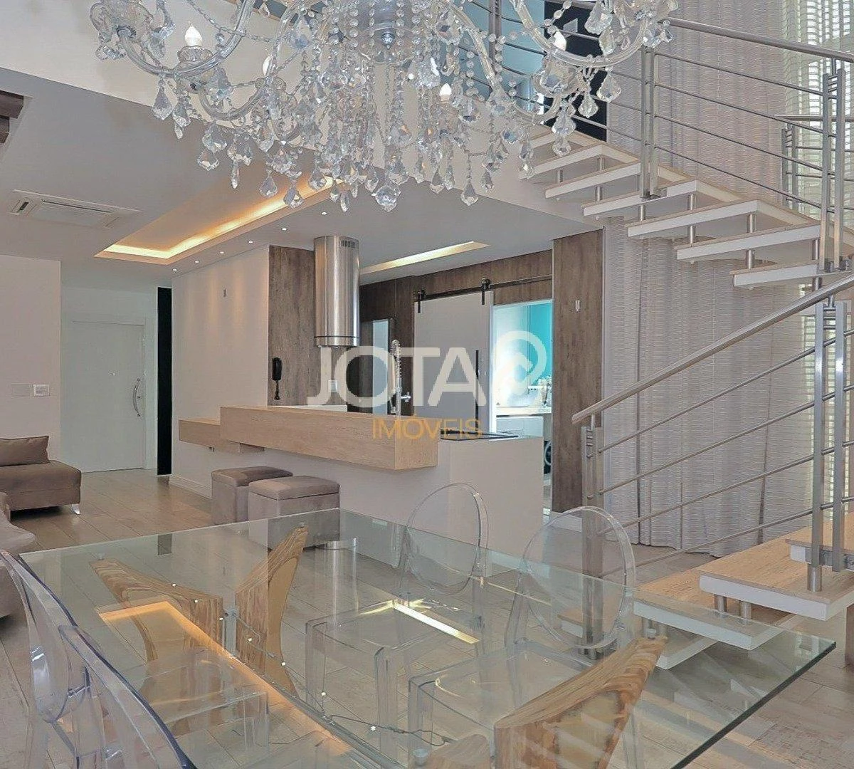 2-bedroom apartment in a building with a gym — photo 22