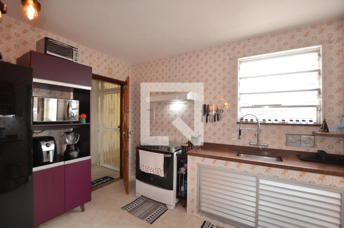 80 m² apartment with a walk-in closet and a home office — photo 7