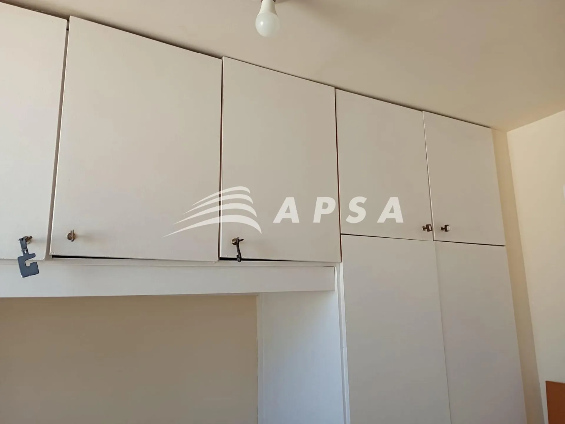 120 m² apartment with 3 bedrooms and 2 parking spots — photo 33