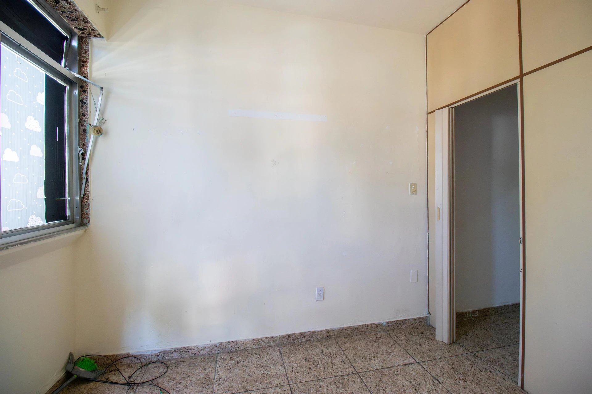 Нежилий студіо без меблів: 1 спальня і 1 ванна — photo 13