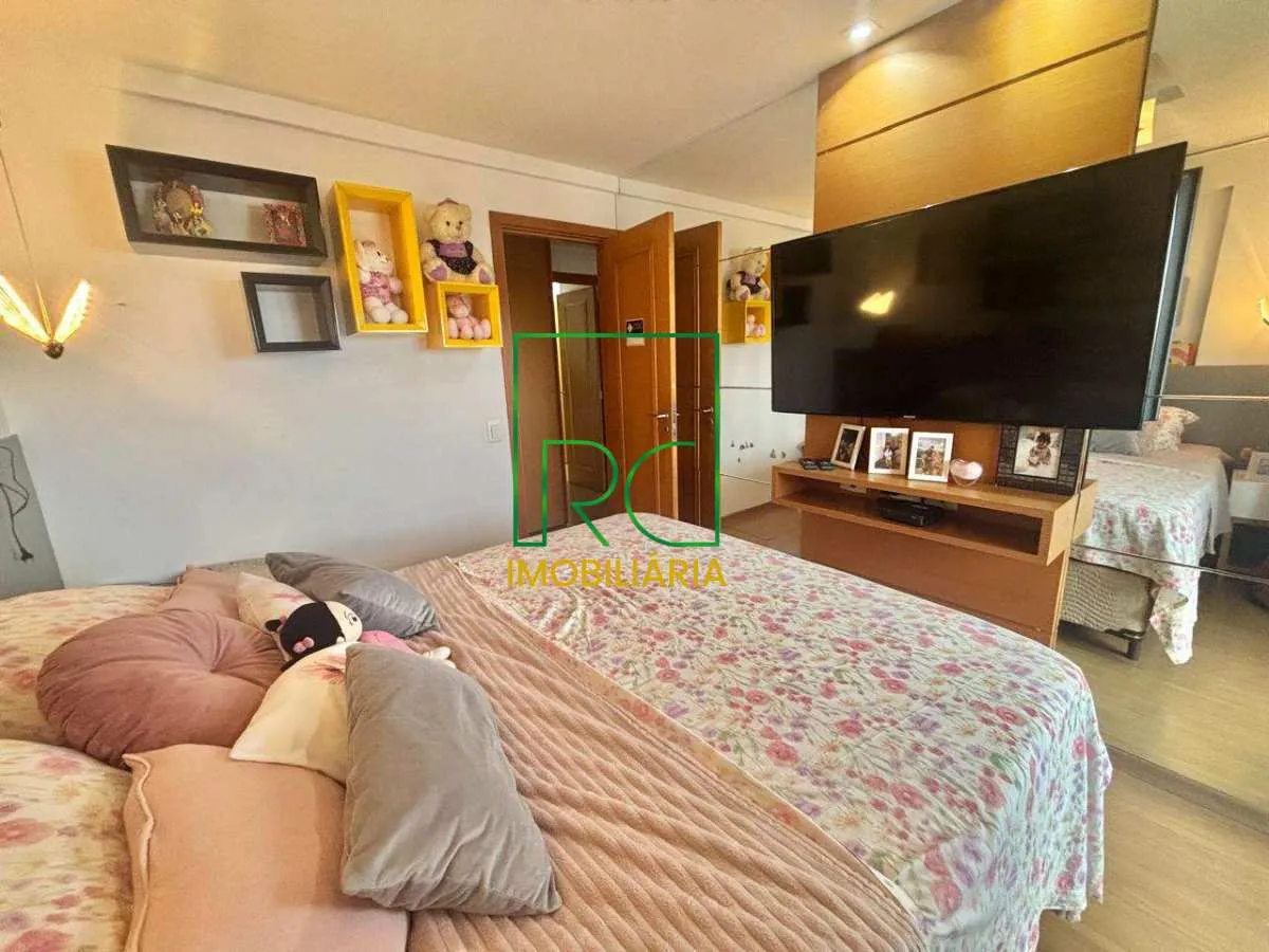 Apartamento com 4 quartos e varanda ampla — photo 21