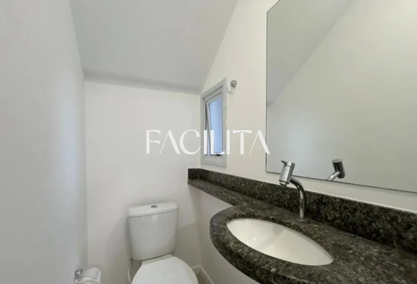 Casa com 3 quartos e cozinha americana com fogão — photo 35