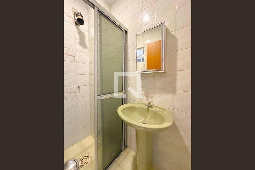 Furnished house, 250 m², with a bathtub — photo 42