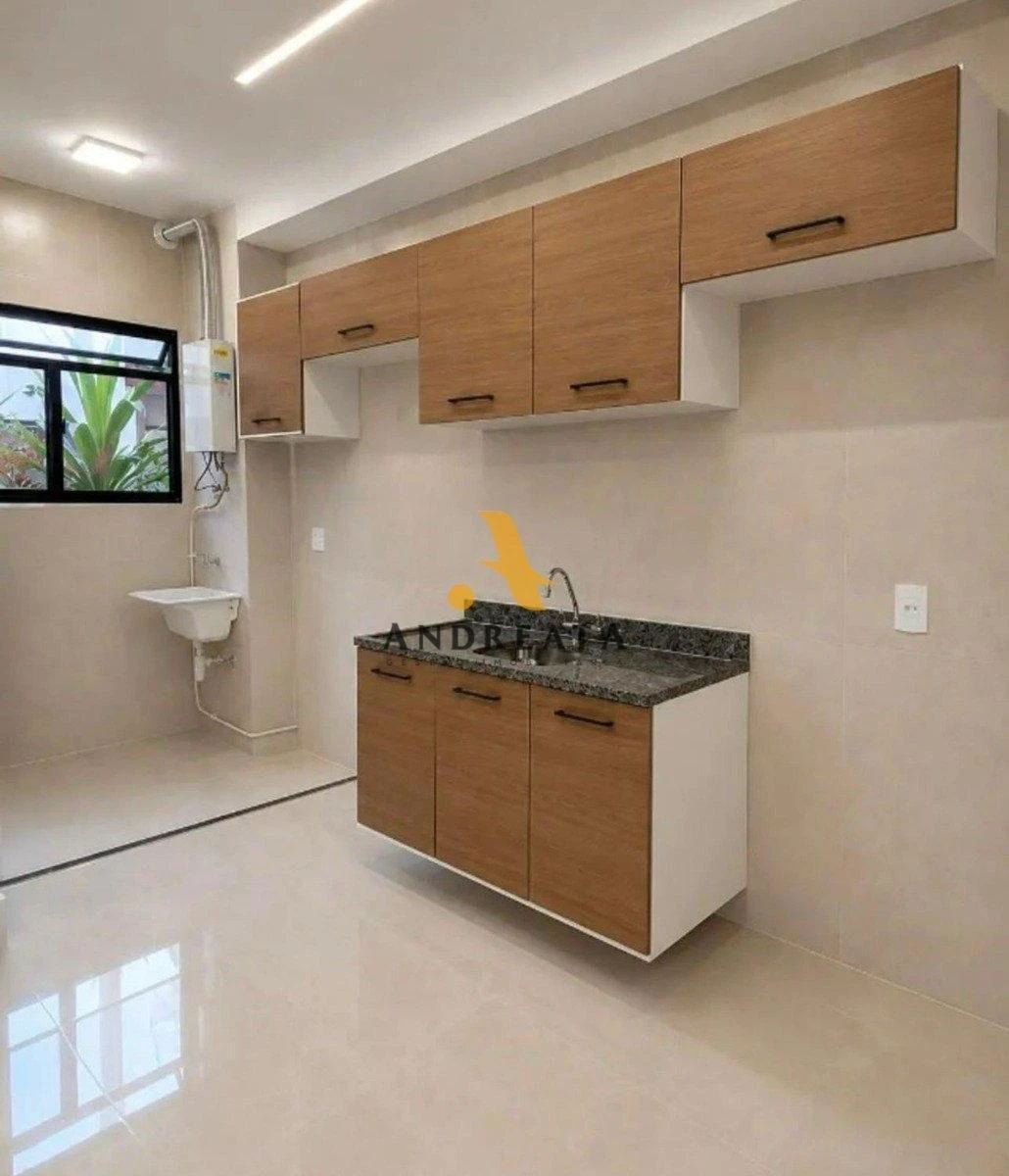 2-bedroom apartment in a building with a gym — photo 2