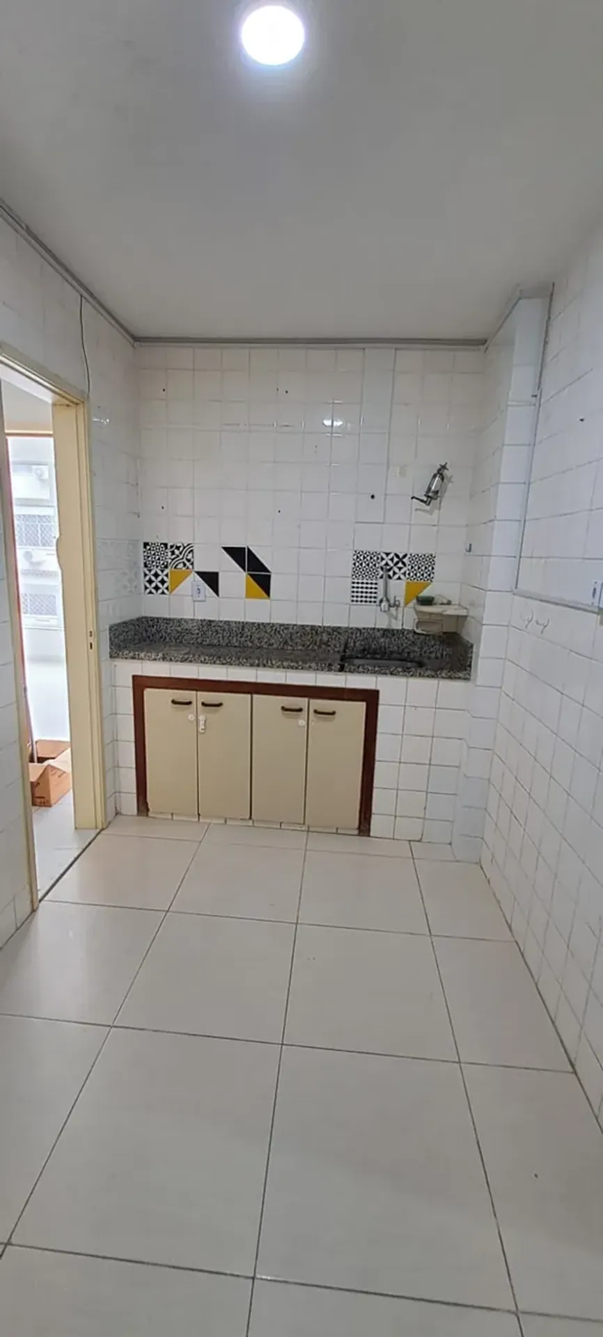 112 m² unfurnished apartment on the 4th floor with city view — photo 2